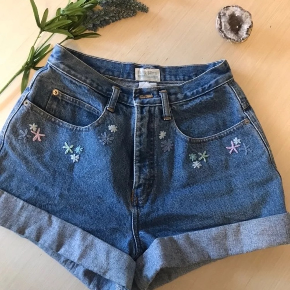 Vintage mom jean shorts